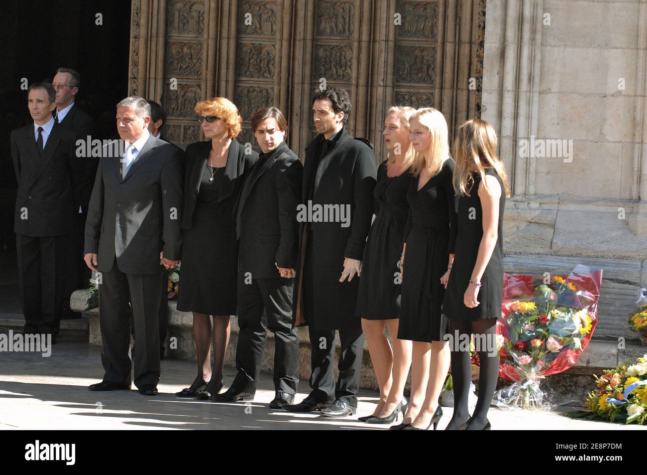 His children (l to r) David, Elise, Frederic, Jean-Baptiste, Judith, Jeanne-Marie and Juliette wait the arrival of TV anchor Jacques Martin's coffin in front of the Saint-Jean Cathedral in Lyon, France on September 20, 2007. Photo by Bernard-Dargent-Khayat-Nebinger/ABACAPRESS.COM Stock Photo