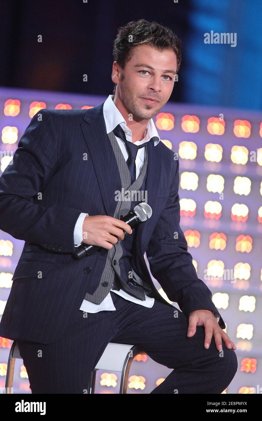 Christophe Mae at the taping of 'Tenue de soirée' on Sptember 29, 2007 in  La Rochelle, France. Photo by Max Colin/ABACAPRESS.COM Stock Photo - Alamy