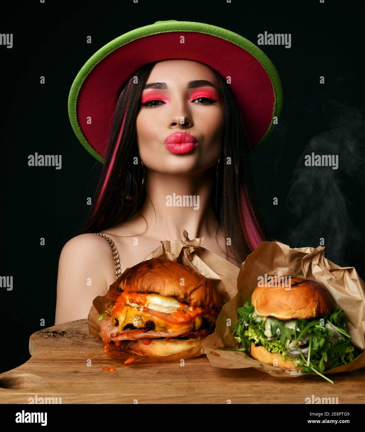Woman hamburger hi-res stock photography and images - Alamy