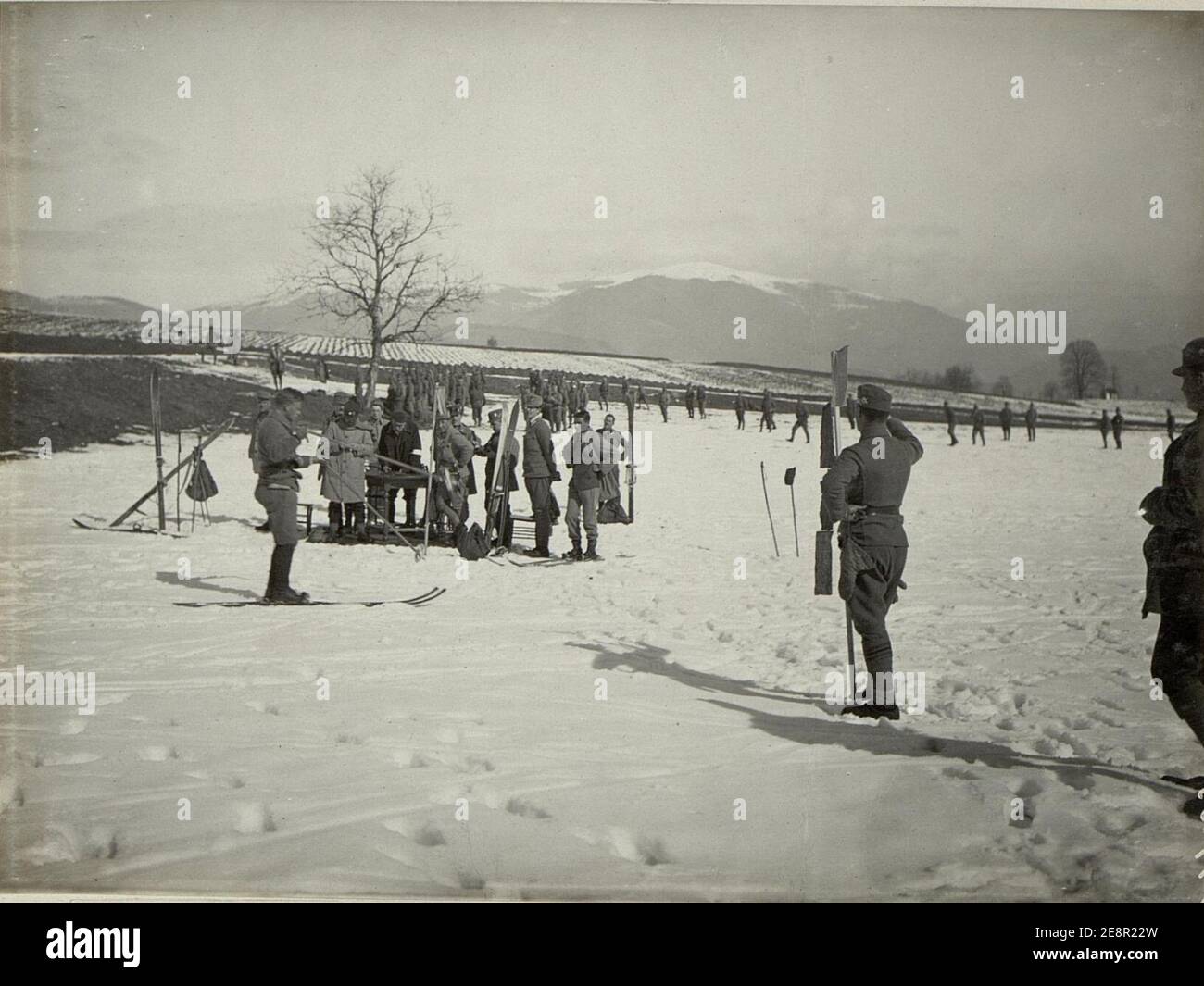 Militär Skilaufen in Villach. Offizierslaufen Ziel. Stock Photo