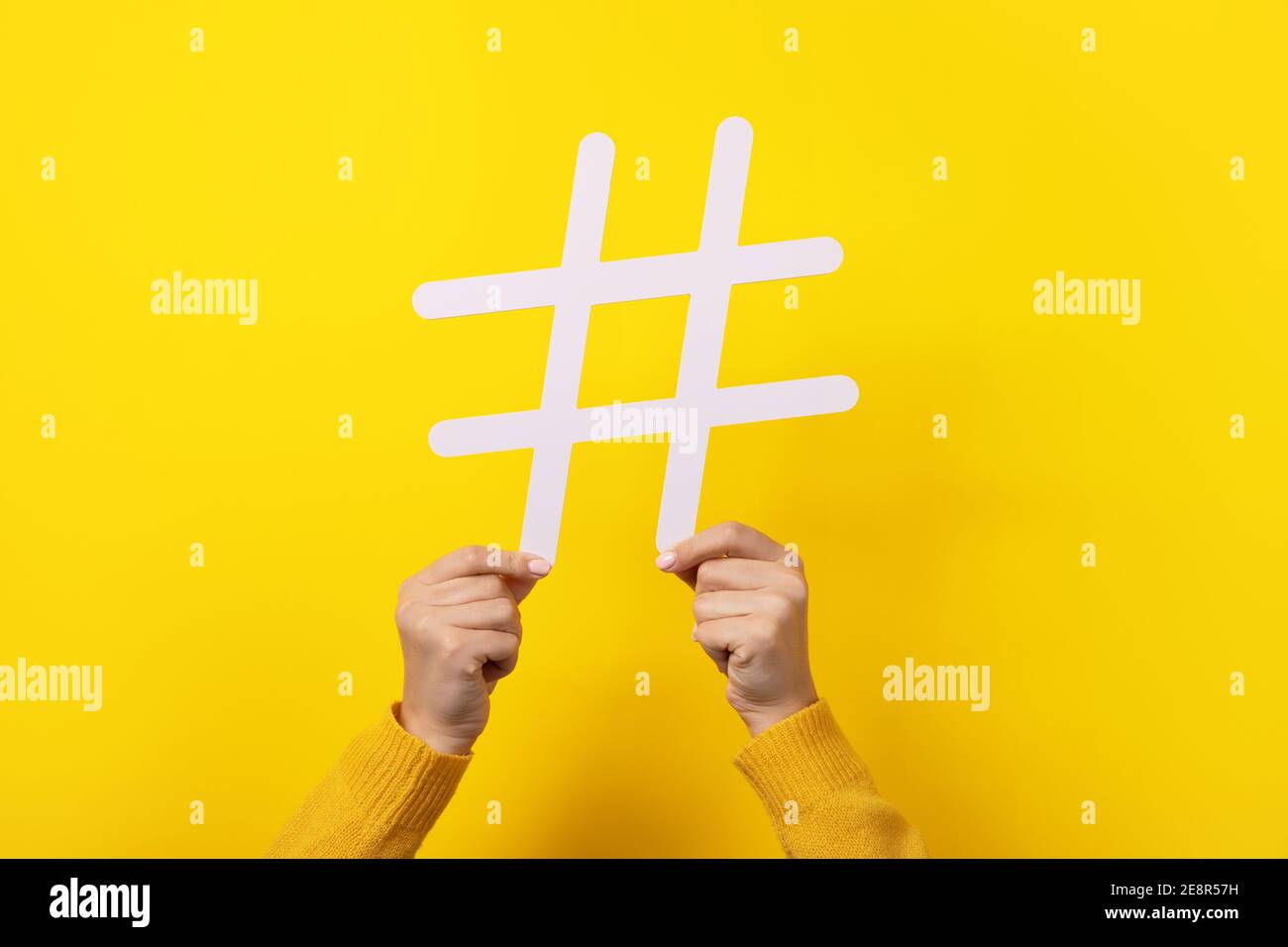 Hashtag fundeu
