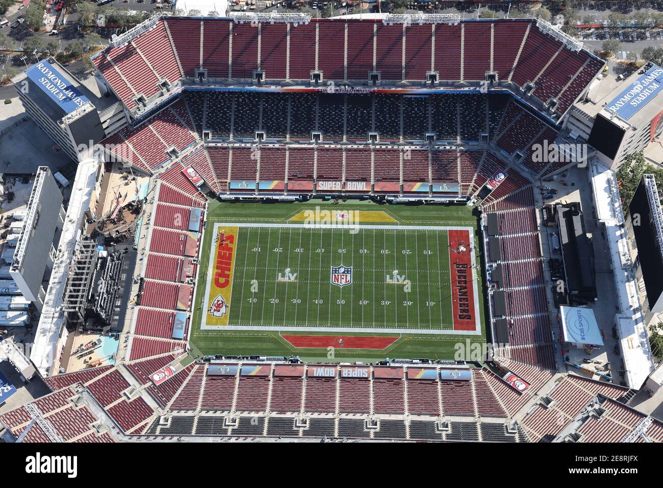Tampa, FL, USA. 31st Jan, 2021. Aerial view vf Raymond James Stadium, site of Super Bowl LV between The Tampa Bay Buccaneers and the Kansas City Chiefs on January 31, 2021. Credit: Mpi34/Media Punch/Alamy Live News Stock Photo