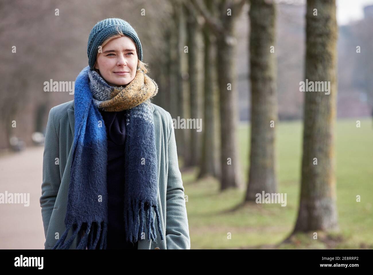 Hamburg, Germany. 27th Jan, 2021. Nadja Bobyleva, actress, in the city park during a photo session for the dpa column 'A walk with .' Credit: Georg Wendt/dpa/Alamy Live News Stock Photo