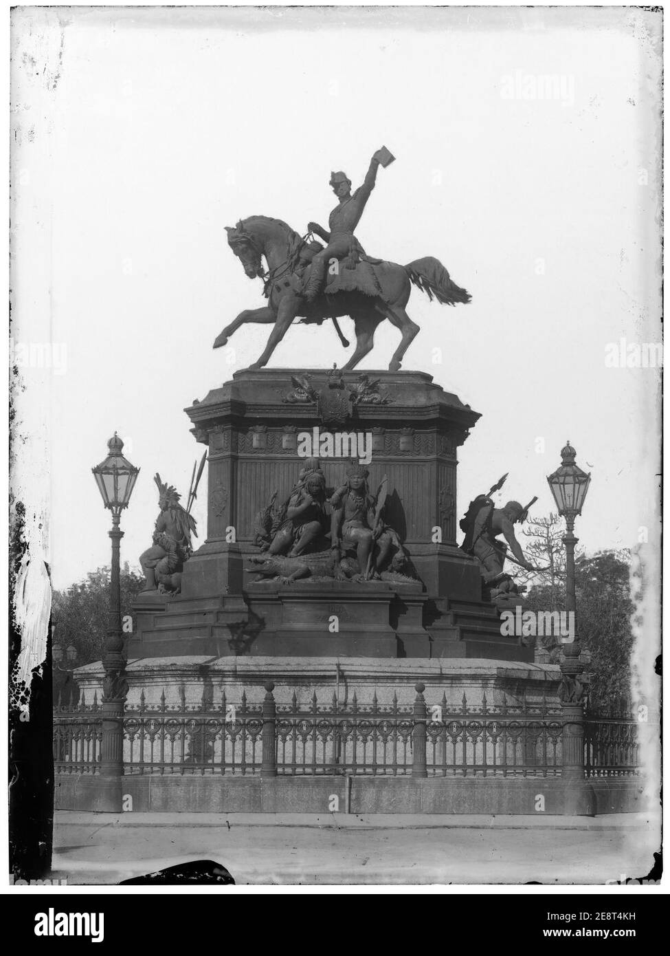 Monumento em homenagem a D. Pedro I, estátua equestre - 3 Stock Photo ...