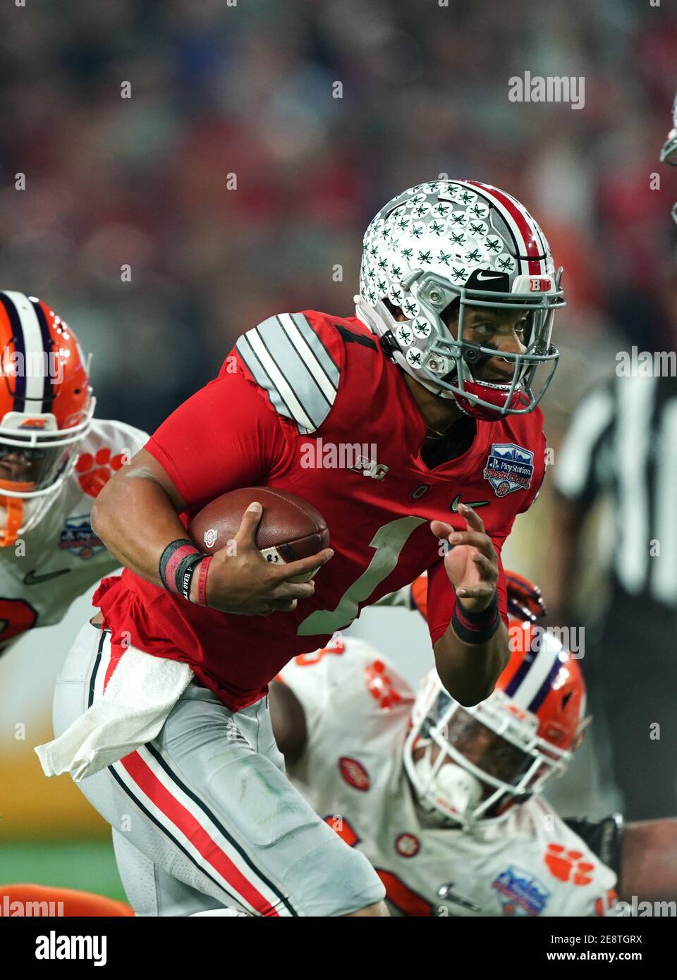 Download Ohio State Buckeyes Quarterback Justin Fields Wallpaper