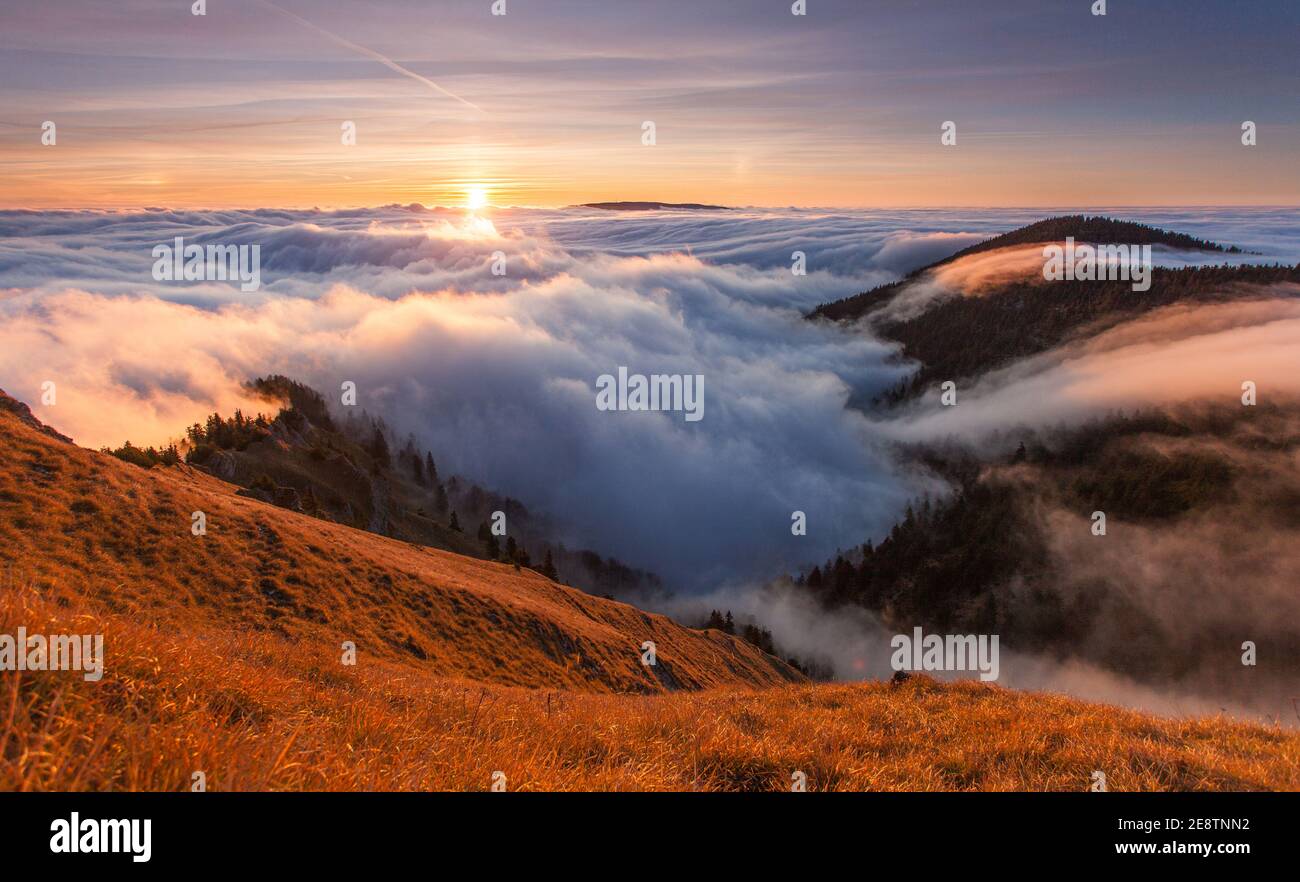 Sunset above temperature inversion hi-res stock photography and images ...