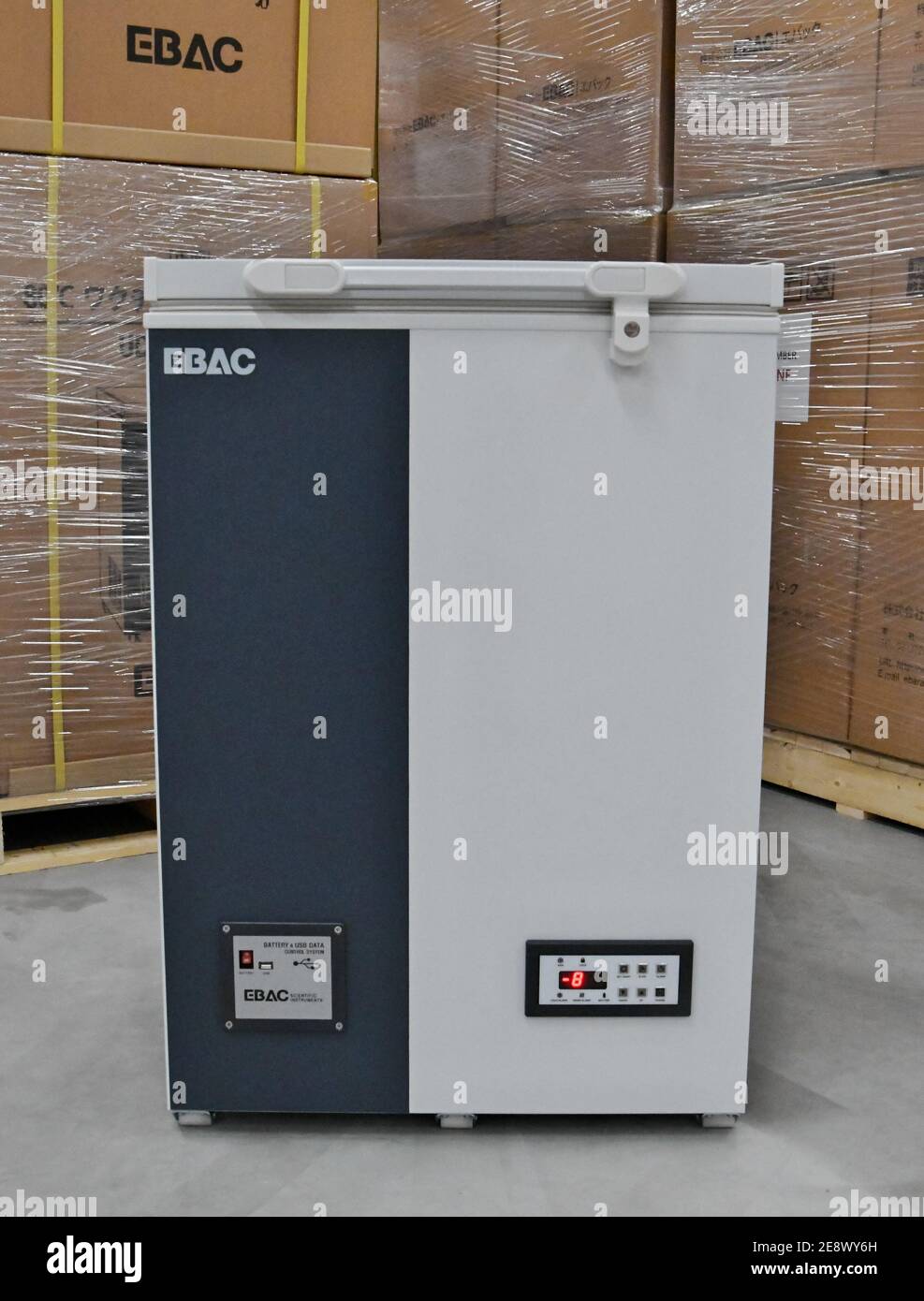 Ultra low freezer hires stock photography and images Alamy