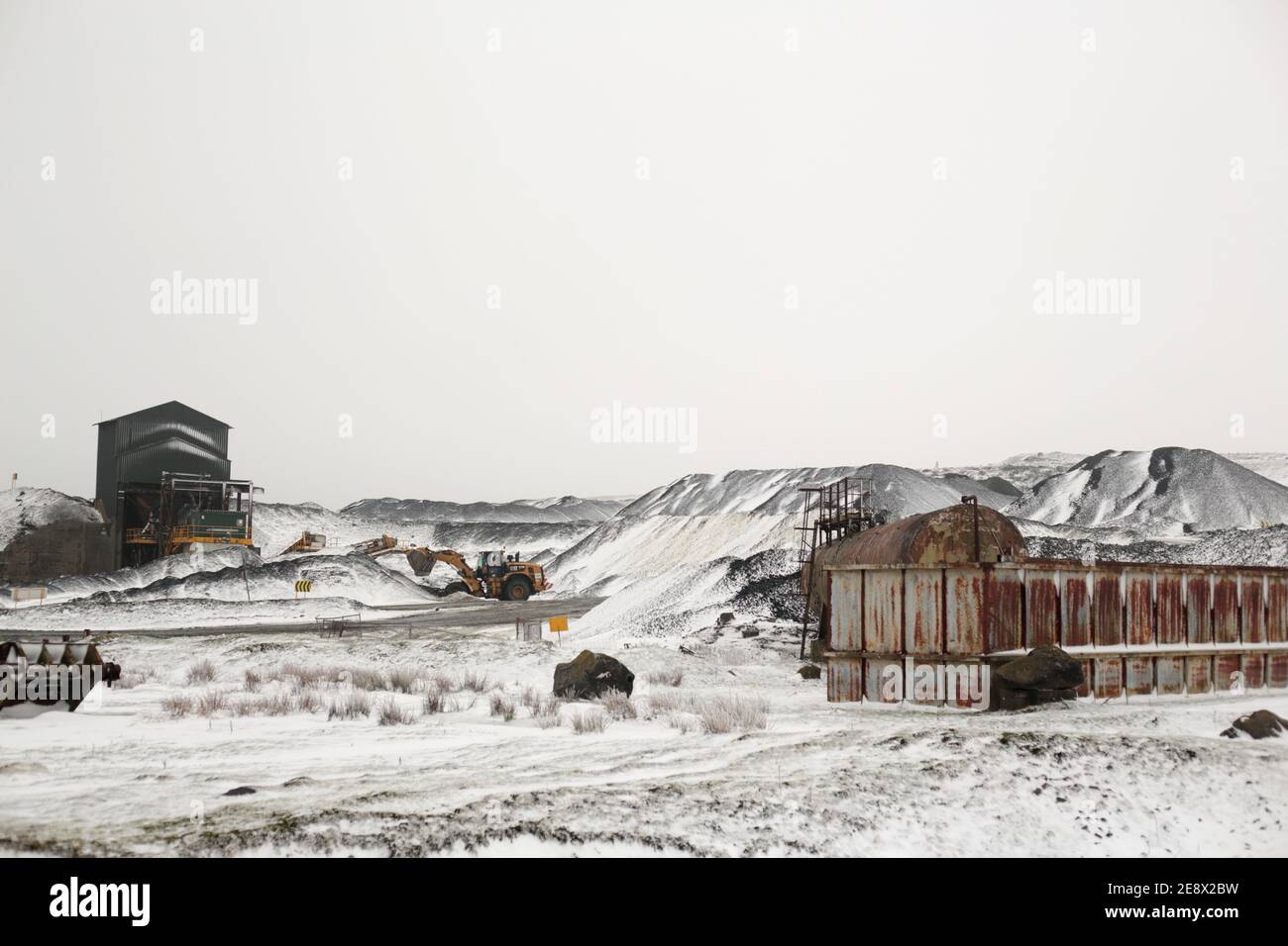 Midland quarry products hires stock photography and images Alamy