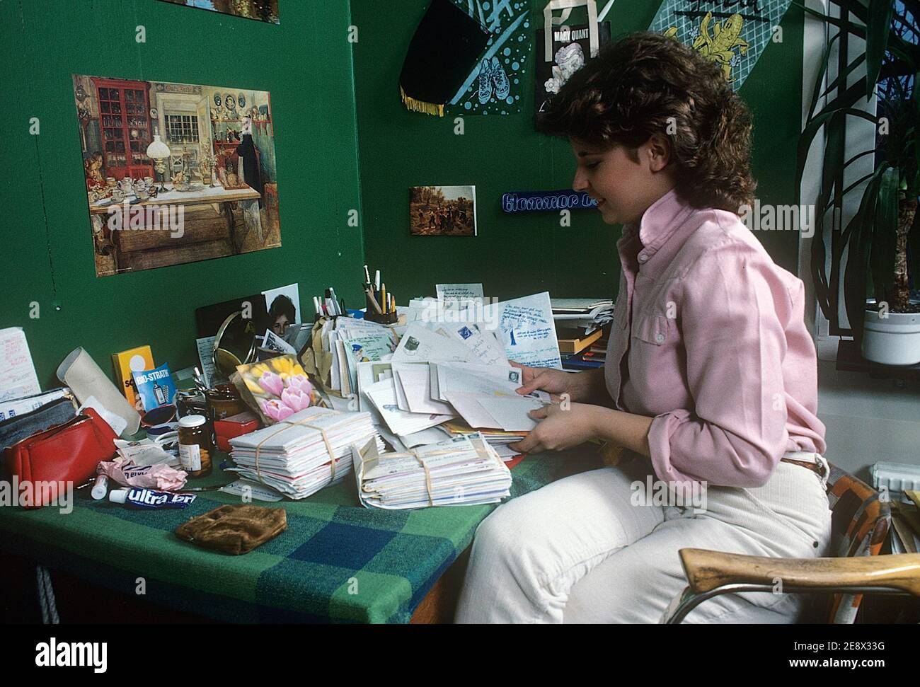 Carola Häggkvist. Swedish singer. Born 8 september 1966. She has been