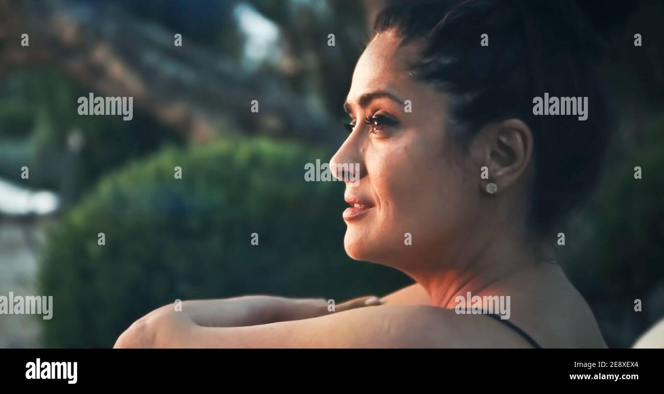 USA. Salma Hayek in a scene from ©Amazon Studios new film: Bliss (2021).  Plot: A mind-bending love story following Greg who, after recently being  divorced and then fired, meets the mysterious Isabel,