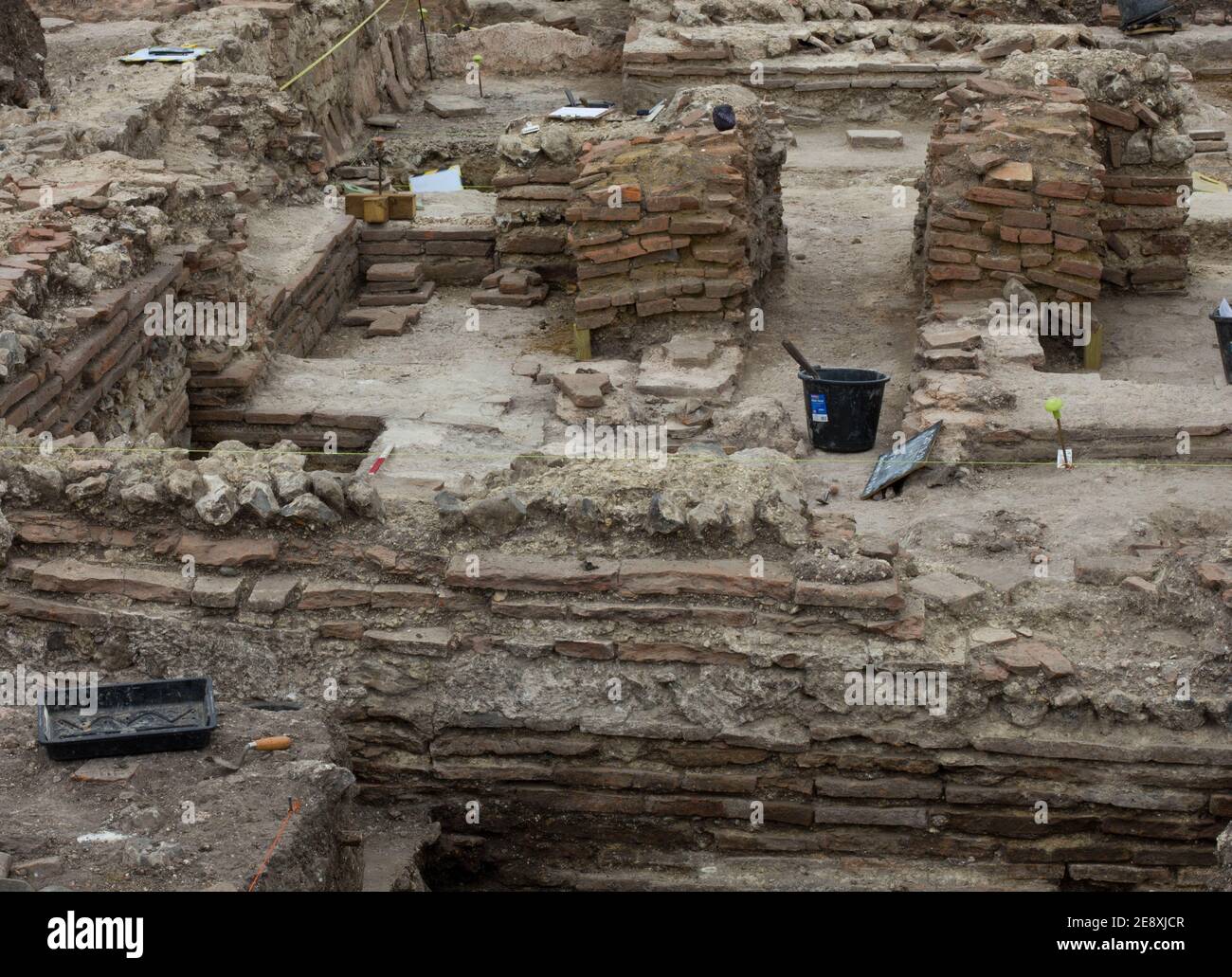 Uni of Reading excavation of the bath house at the Roman town of ...
