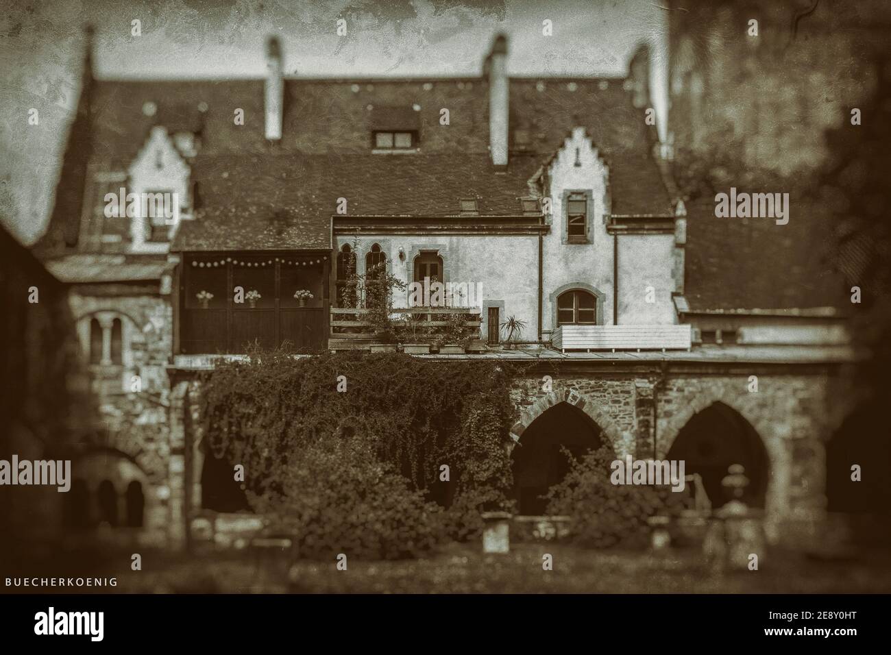 Der Magdeburger Dom ist eine dreischiffige Kreuzbasilika mit Umgangschor. Stock Photo