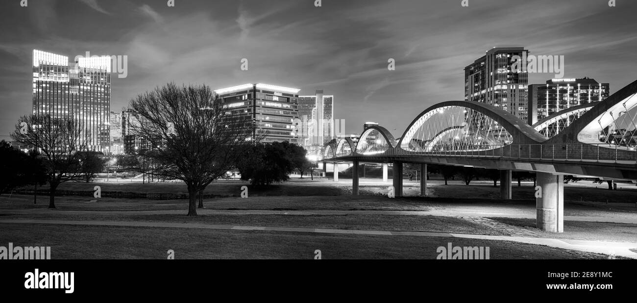 Fort worth skyline hi-res stock photography and images - Alamy
