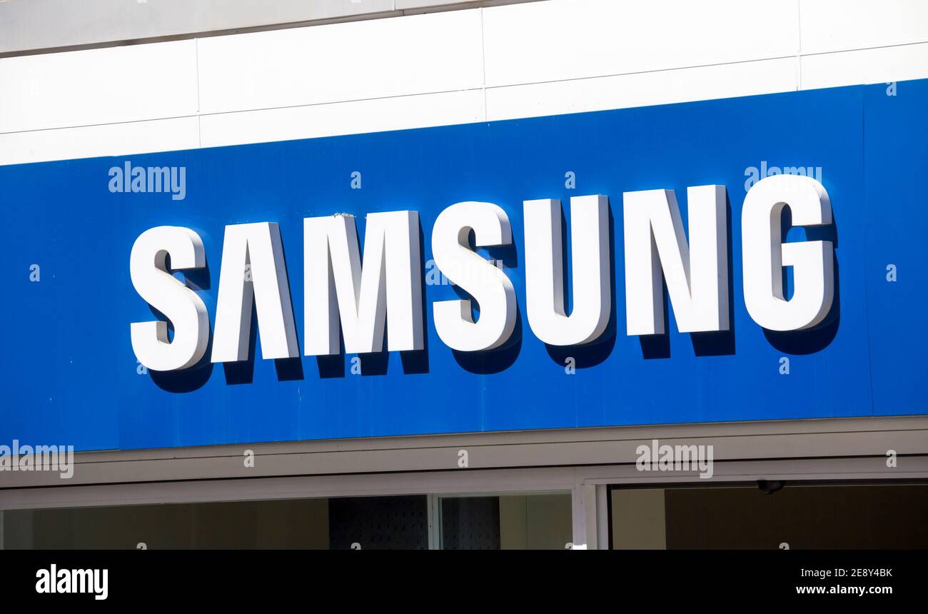 Samsung store in Ankara, Turkey Stock Photo Alamy