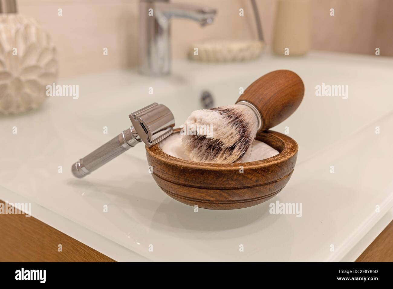 Shavingsoap hires stock photography and images Alamy