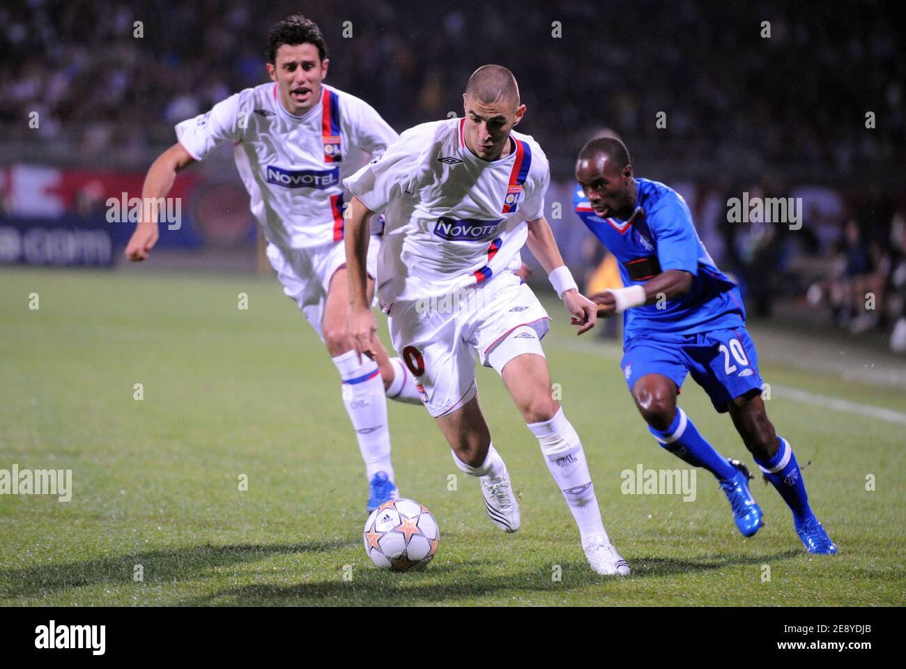 2 CARTES ROOKIE BENZEMA OLYMPIQUE LYONNAIS 2007 2009