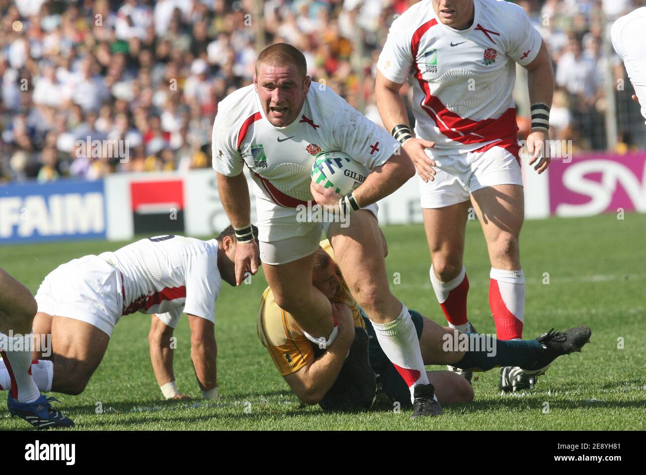 England's prop and captain Phil Vickery during the IRB Rugby World Cup 2007, quarter final match Australia vs England at the Velodrome stadium in Marseille, Bouches-du-Rhone, Fance on October 6, 2007. Photo by Medhi Taamallah/Cameleon/ABACAPRESS.COM Stock Photo