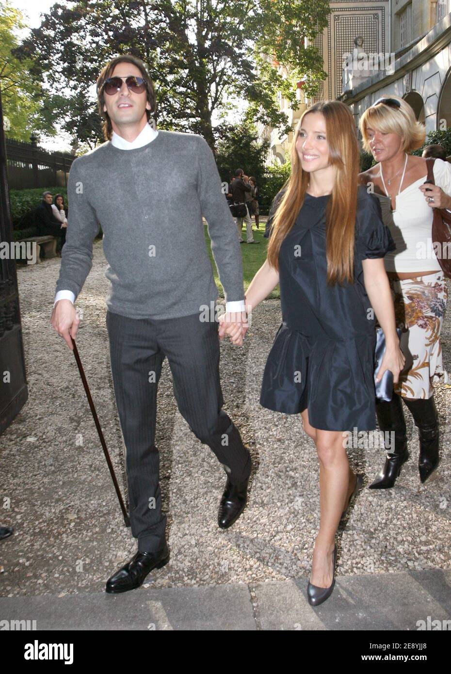 Adrien Brody and Elsa Pataky arrive at Miu-miu's Spring-Summer 2008