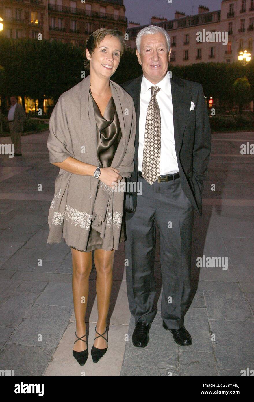 Stephane Collaro and friend arrive to the wedding of Patrick Balkany's son, Alexandre Balkany(r) with Solene at Levallois's town hall, near Paris. France on October 11, 2007. Photo by Motte-Taamallah/ABACAPRESS.COM Stock Photo