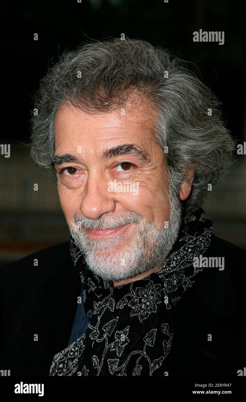 EXCLUSIVE. Director Marc Esposito leaves the taping of French TV program 'Vivement Dimanche' held at Studio Gabriel in Paris, France on October 17, 2007. Photo by Denis Guignebourg/ABACAPRESS.COM Stock Photo
