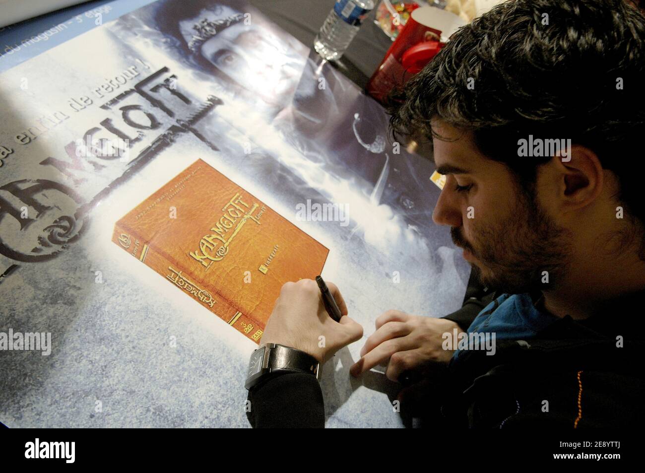 Simon Astier from French TV channel M6 serie, Kaamelott during a DVD  signing at Saint-Lazare FNAC store in Paris, France on October 19, 2007.  Photo by Giancarlo Gorassini/ABACAPRESS.COM Stock Photo - Alamy