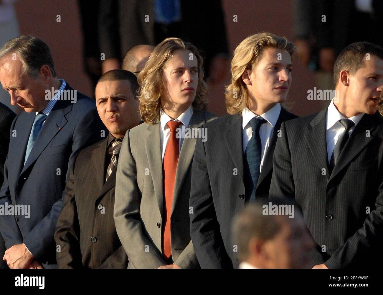 Singer Faudel beside French president Nicolas Sarkozy's sons Pierre and Jean during a welcome ceremony at the Marrakech airport, Morocco, on October 22, 2007, on the first day of a 3-Day state visit to Morocco Kingdom. Photo by Christophe Guibbaud/ABACAPRESS.COM Stock Photo