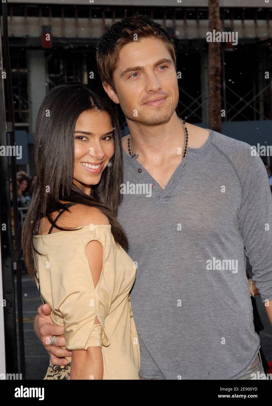 Roselyn Sanchez and Eric Winter attend the premiere of Warner Bros' Fred Claus at the Chinese Theatre in Hollywood, Los Angeles, CA, USA on November 3, 2007. Photo by Lionel Hahn/ABACAPRESS.COM Stock Photo