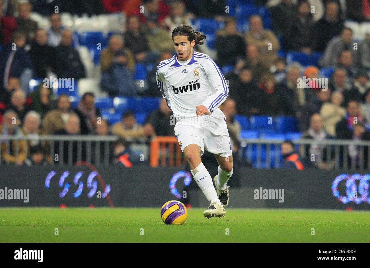 Real Madrid's Fernando Gago in action during the Spanish League soccer match between Real Madrid and Racing Santander at the Santiago Bernabeu Stadium in Madrid, Spain on December 1, 2007. Real won 3-1. Photo by Christian Liewig/ABACAPRESS.COM Stock Photo