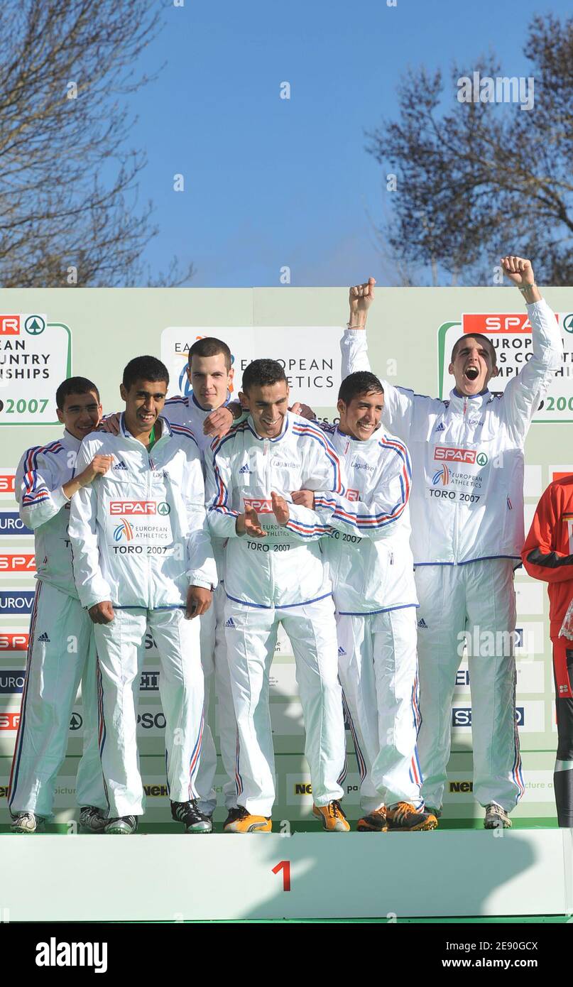 French Junior Athletic's team ( Mourad Amdouni, Florien Carvalho, Hassan Chahdi, Younes El Haddad, Rachid Amrane and Matthieu Le Stum ) celebrate the victory during the 14 th European Cross Country Championships, in Toro, Spain, on December 9, 2007. Photo by Stephane Kempinaire/Cameleon/ABACAPRESS.COM Stock Photo