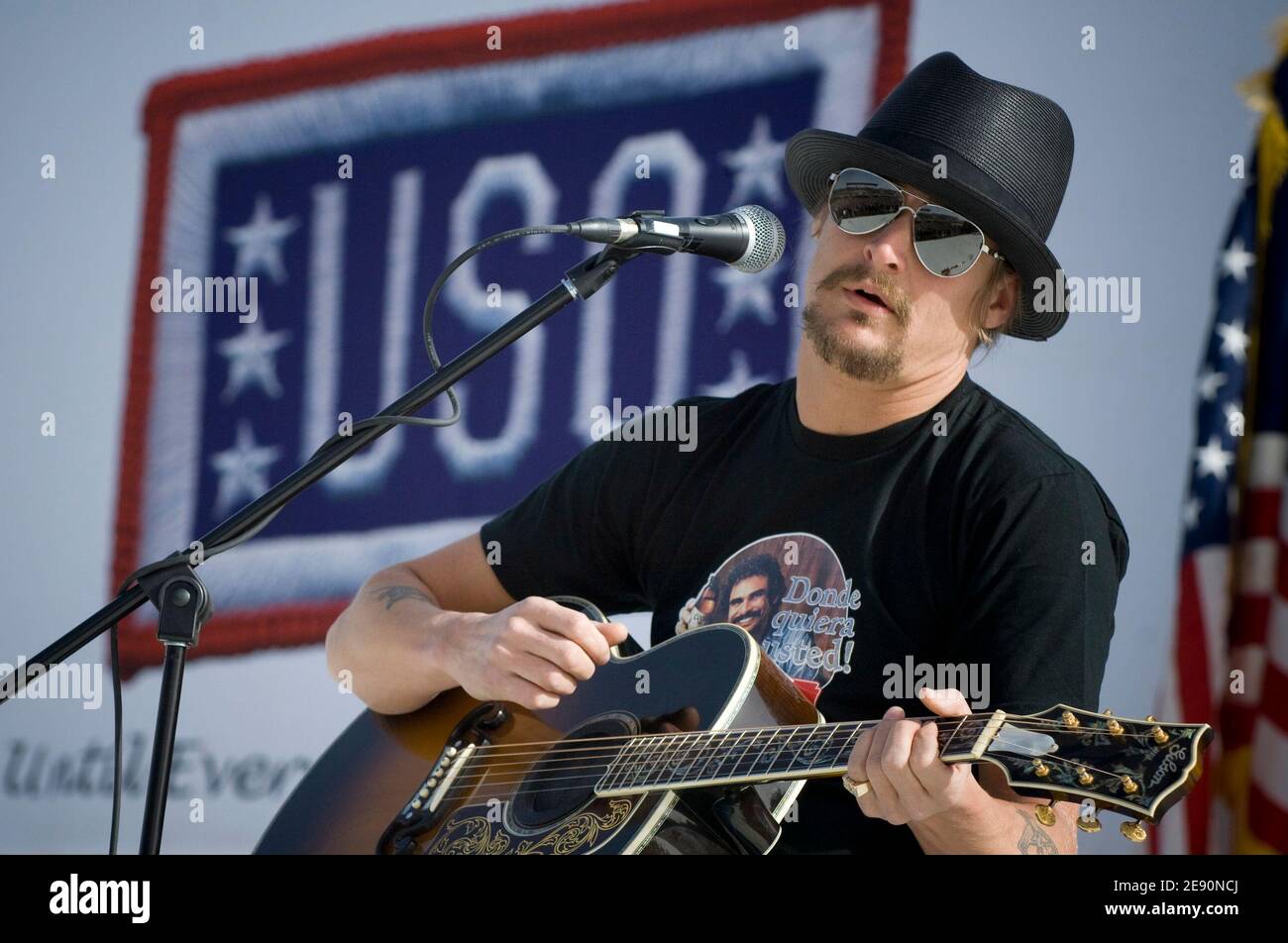 Kid Rock performs at the USO Holiday Tour stop at Logistics Support Area Anaconda in Balad, Iraq, on December 20, 2007. Photo by DOD via ABACAPRESS.COM Stock Photo