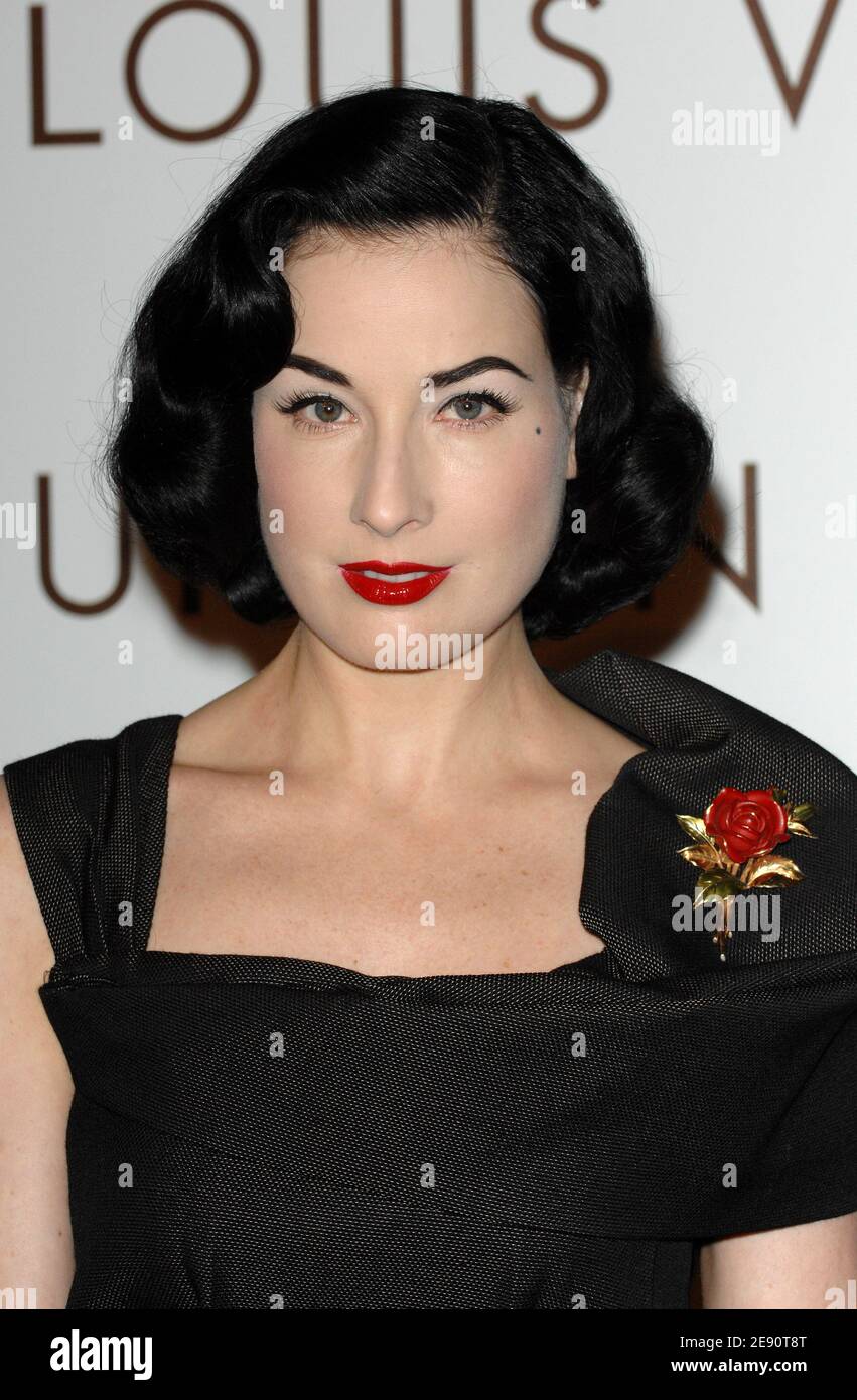 Dita Von Teese attends the presentation of Louis Vuitton Spring-Summer 2007  Ready-to-Wear collection held at the 'Petit Palais' in Paris, France, on  October 8, 2006. Photo by Khayat-Nebinger-Orban-Taamallah/ABACAPRESS.COM  Stock Photo - Alamy