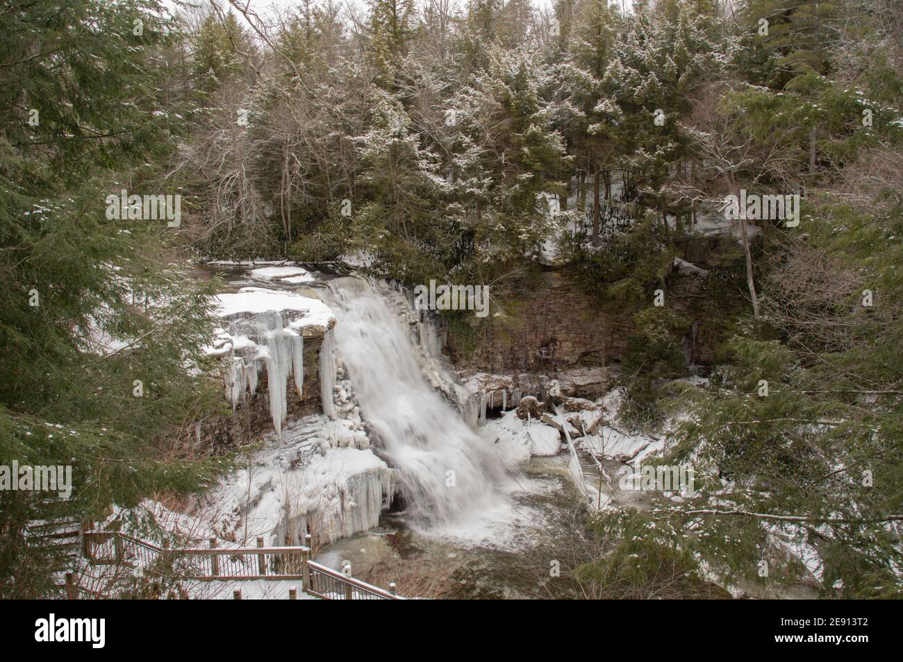 Muddy Creek Falls, Swallow Falls State Park, MD - winter scene Stock ...