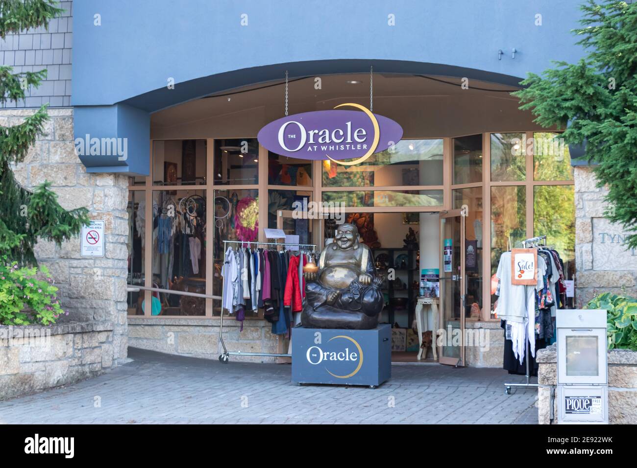 Marketplace gift shop oracle hires stock photography and images Alamy