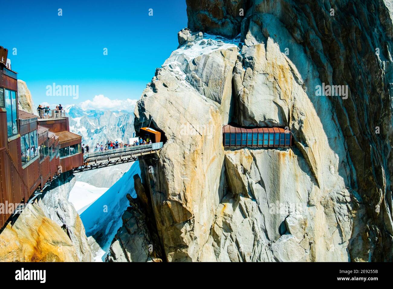 Aiguille du midi bridge hi-res stock photography and images - Alamy