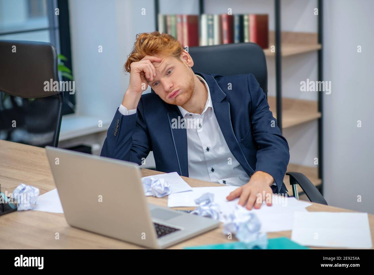 Upset young man hi-res stock photography and images - Alamy