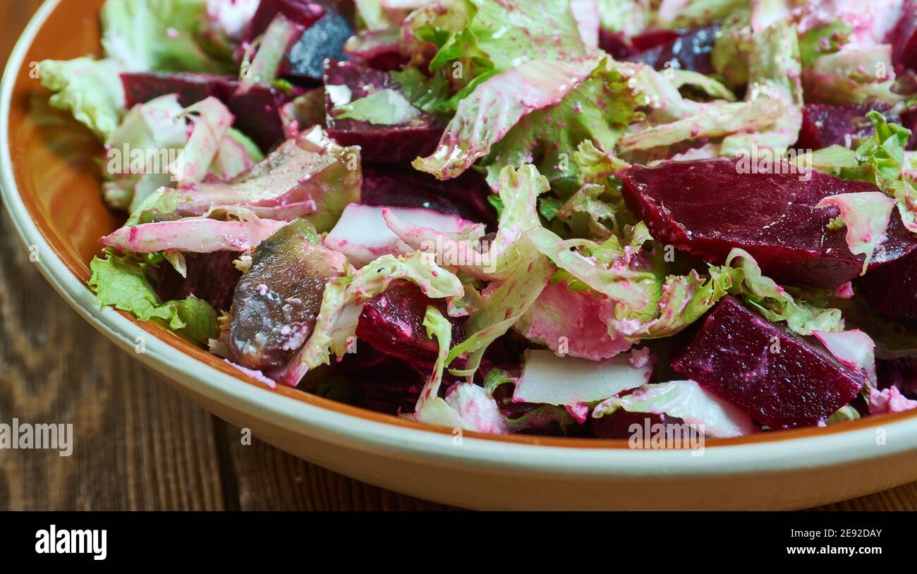 Easy Beetroot Coleslaw Stock Photo Alamy