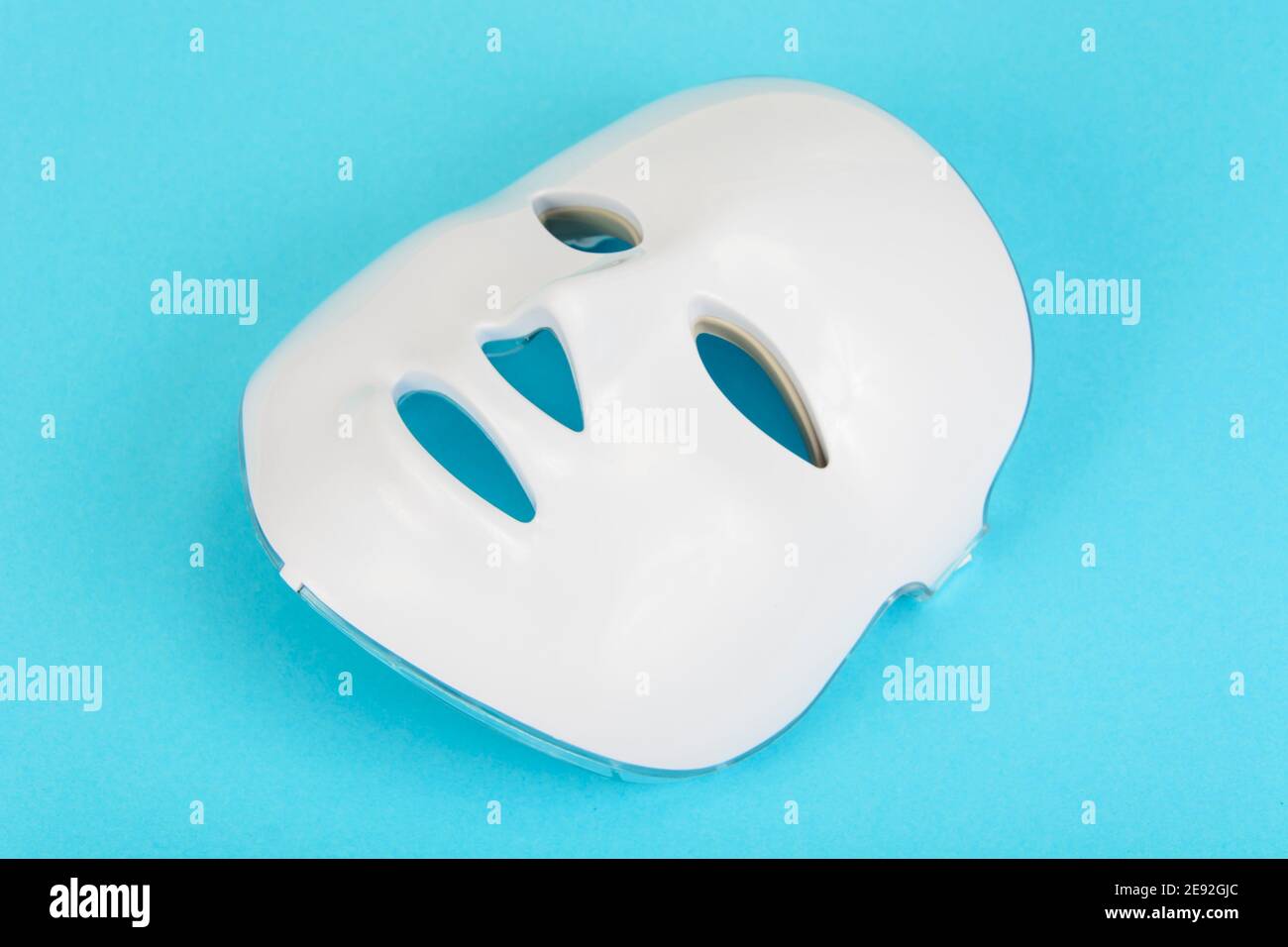 LED face mask. A device for lightening and rejuvenating the skin