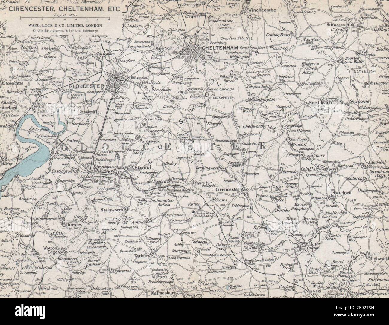 COTSWOLDS Cirencester Cheltenham Stow Bibury Gloucestershire. WARD LOCK 1967 map Stock Photo