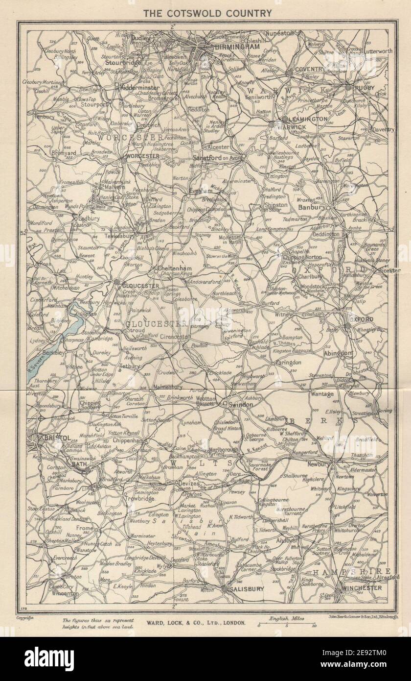 THE COTSWOLDS Gloucester Cheltenham Oxford Bath Cirencester. WARD LOCK 1945 map Stock Photo