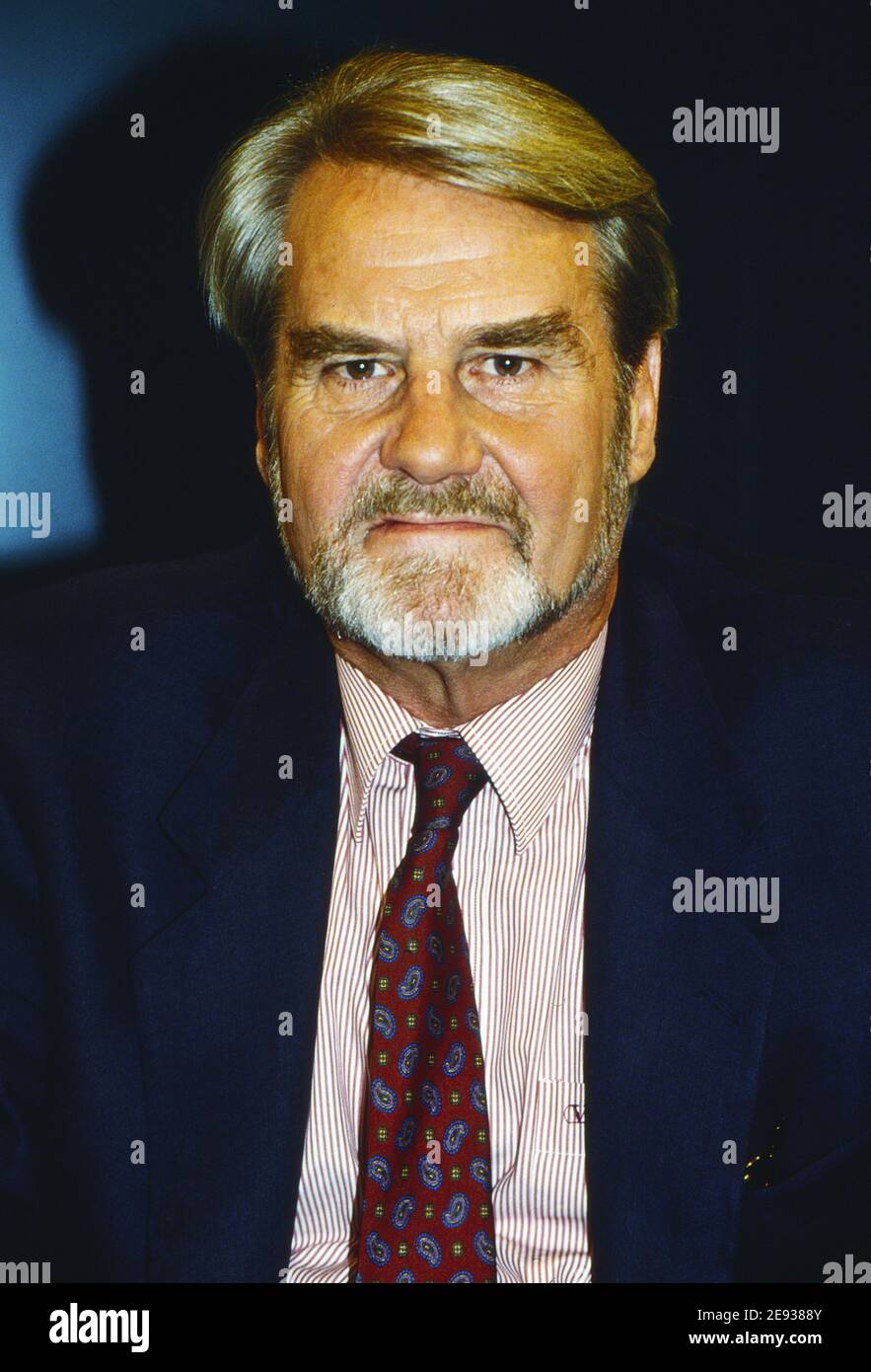 Ard korrespondent hi-res stock photography and images - Alamy