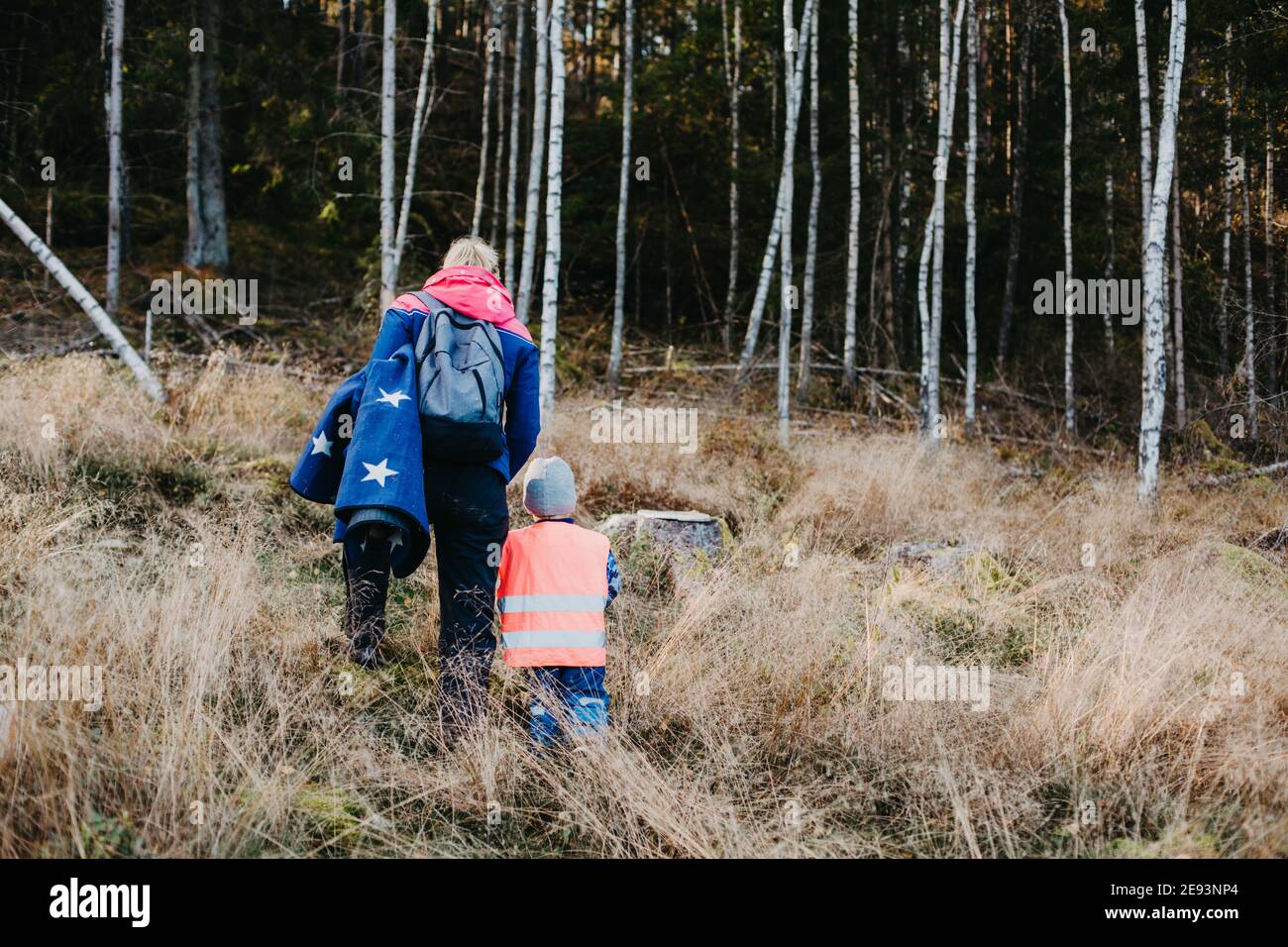 Woman walking small child hi-res stock photography and images - Alamy