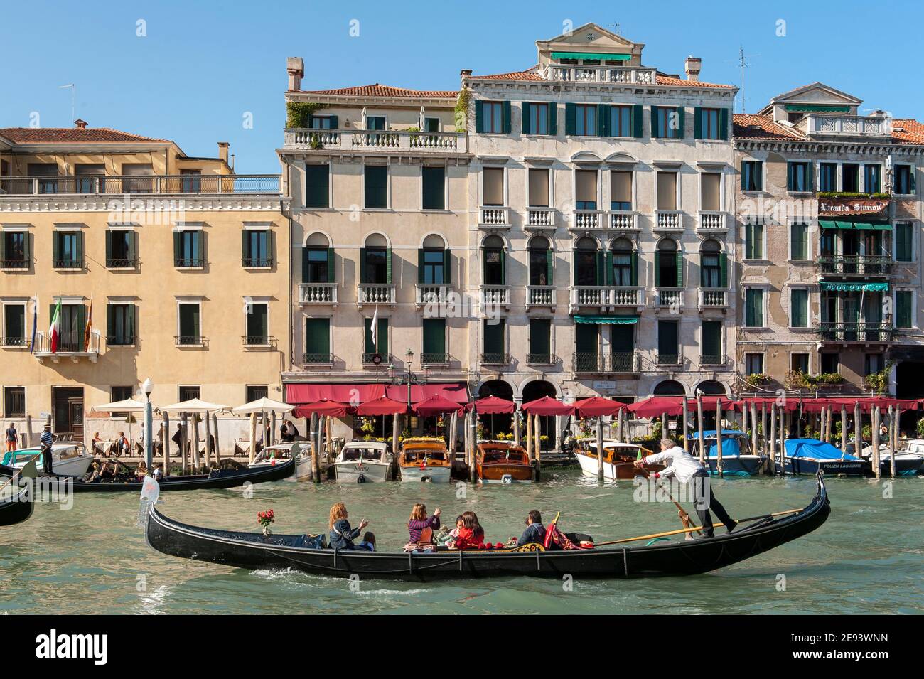 Ride In A Gondola High Resolution Stock Photography and Images - Alamy
