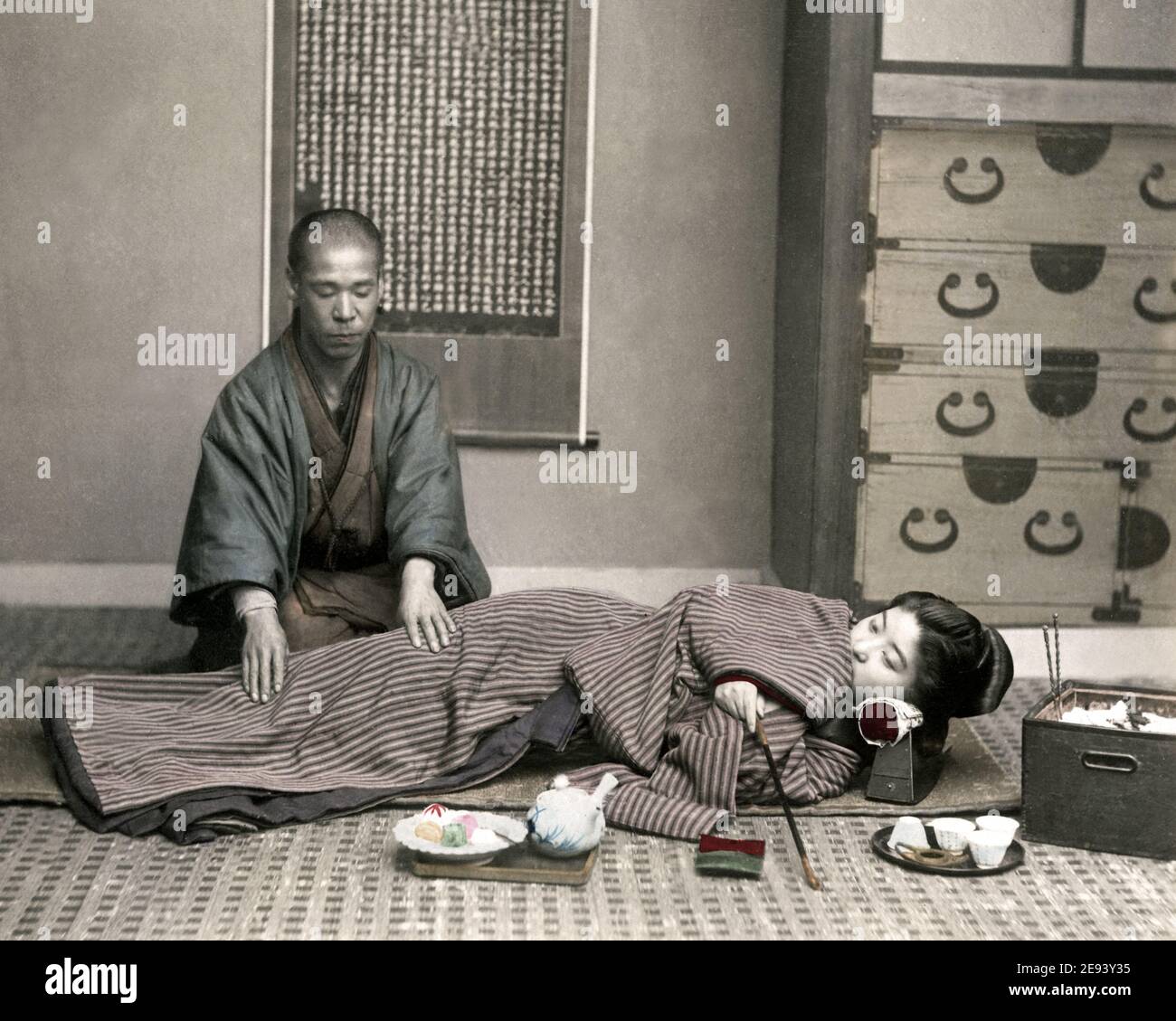 Late 19th century photograph - Doctor and Patient, Japan Stock Photo