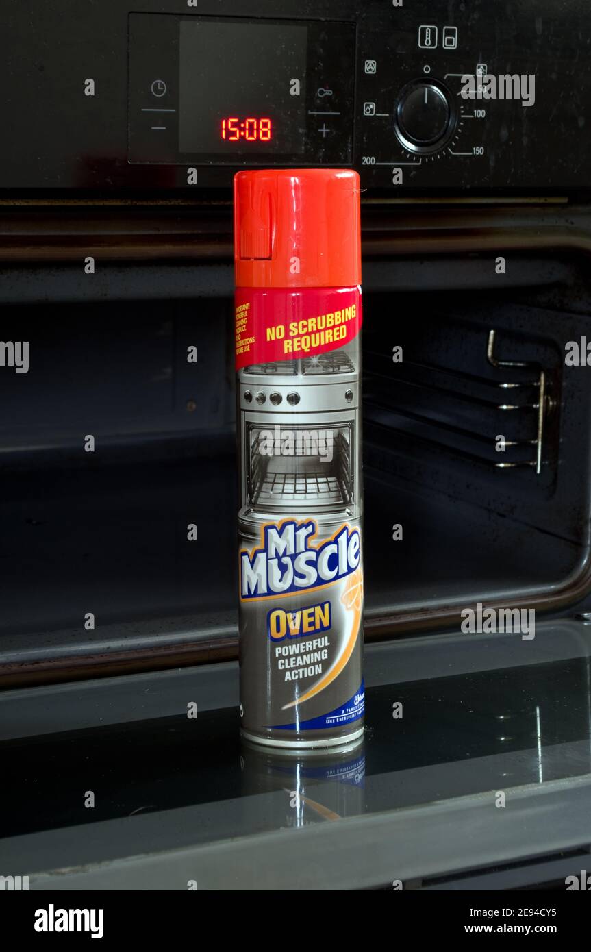 Aerosol Can of Mr Muscle Oven or Cooker Cleaner Stock Photo