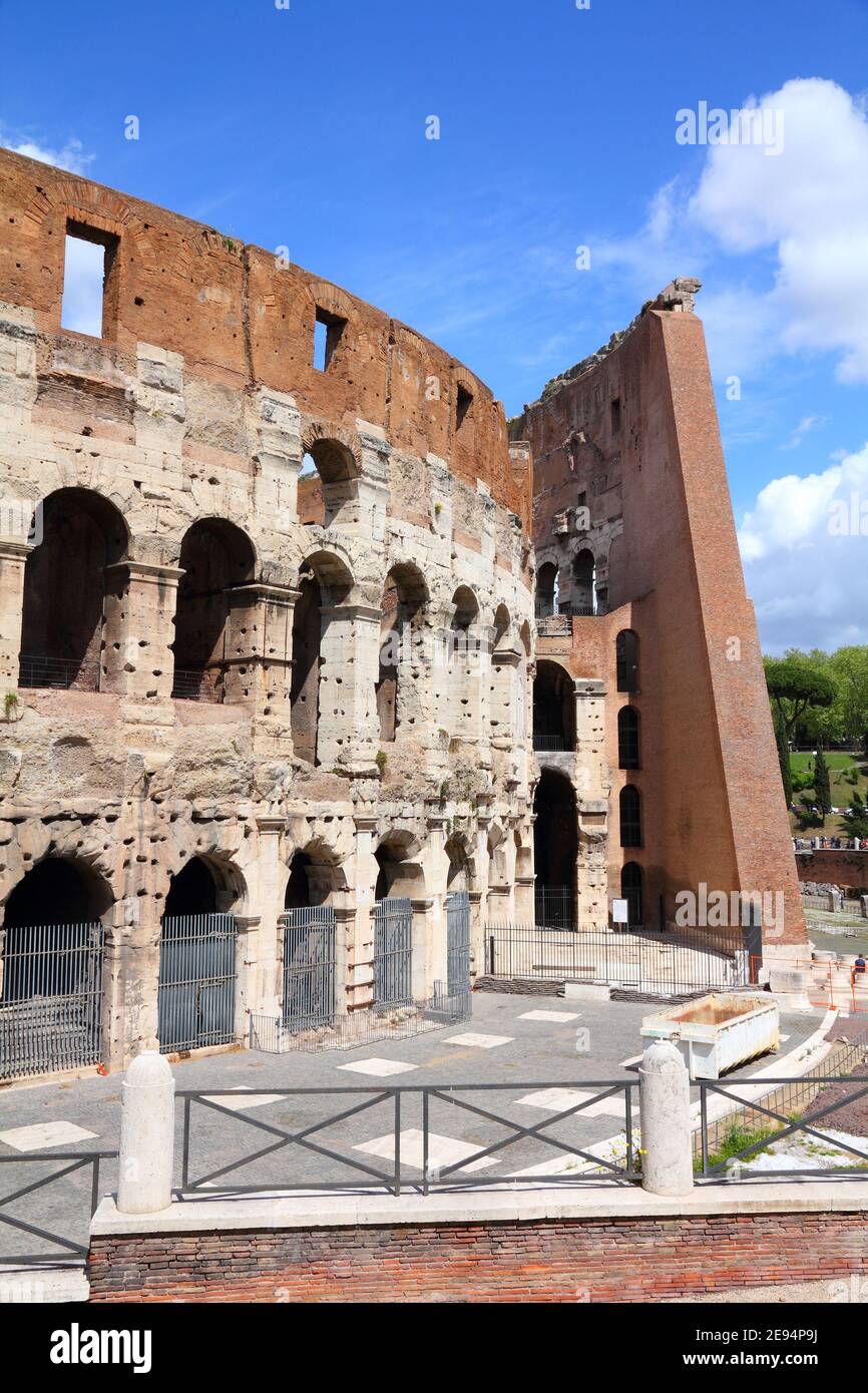 Historical architecture rome hi-res stock photography and images - Alamy