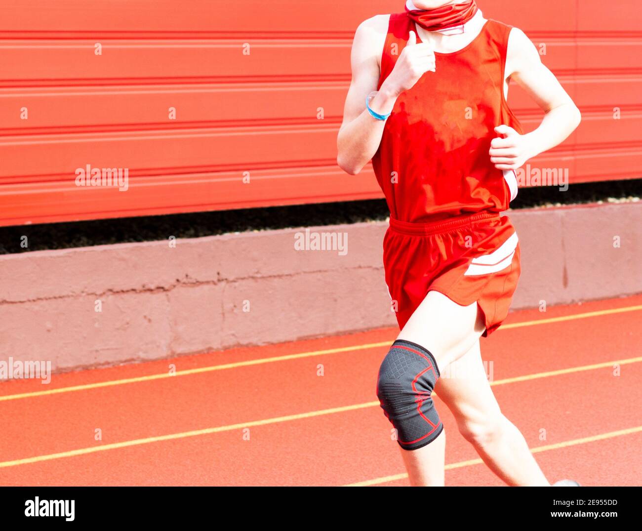 Knee brace hires stock photography and images Alamy