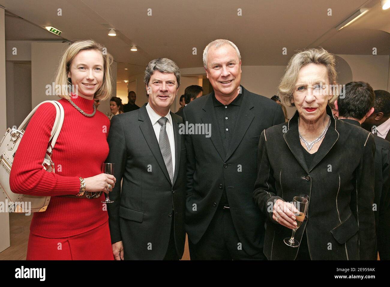 Photo : Bernard Arnault et sa femme Hélène Mercier-Arnault, Brigitte Macron  (Trogneux) - Sortie du vernissage de l'exposition ''Christian Dior,  couturier du rêve'' pour les 70 ans de la maison Christian Dior