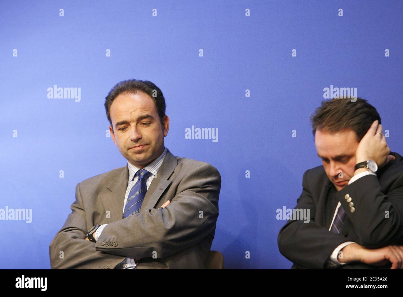 Jean-Francois Cope, Minister Delegate for the Budget and Administration Reform, and Xavier Bertrand, Minister for the Health and Solidarity present plans to reduce the country's massive debt during a meeting on public finances in Paris, France, on January 12, 2006. Photo by Mehdi Taamallah/ABACAPRESS.COM Stock Photo