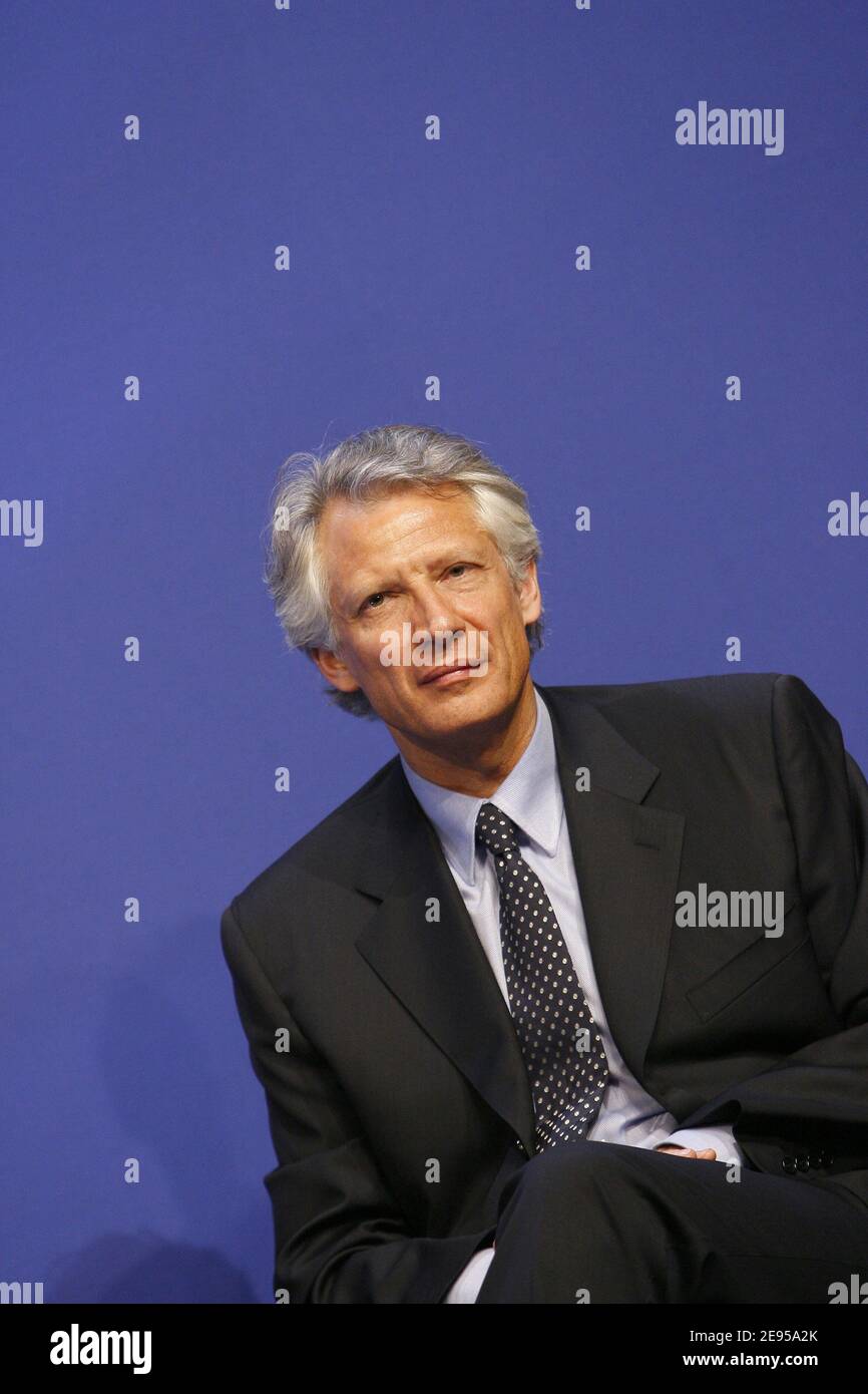 French Prime Minister Dominique de Villepin presents plans to reduce the country's massive debt during a meeting on public finances in Paris, France, on January 11, 2006. Photo by Mehdi Taamallah/ABACAPRESS.COM Stock Photo