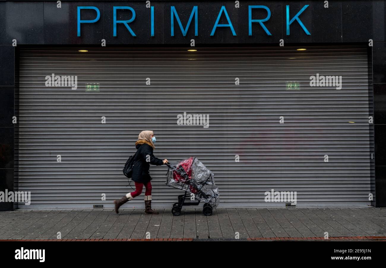 Gelsenkirchen city centre, pedestrian zone, Bahnhofstrasse, during the Corona crisis, lockdown in January 2021, closed shops, Primark fashion departme Stock Photo